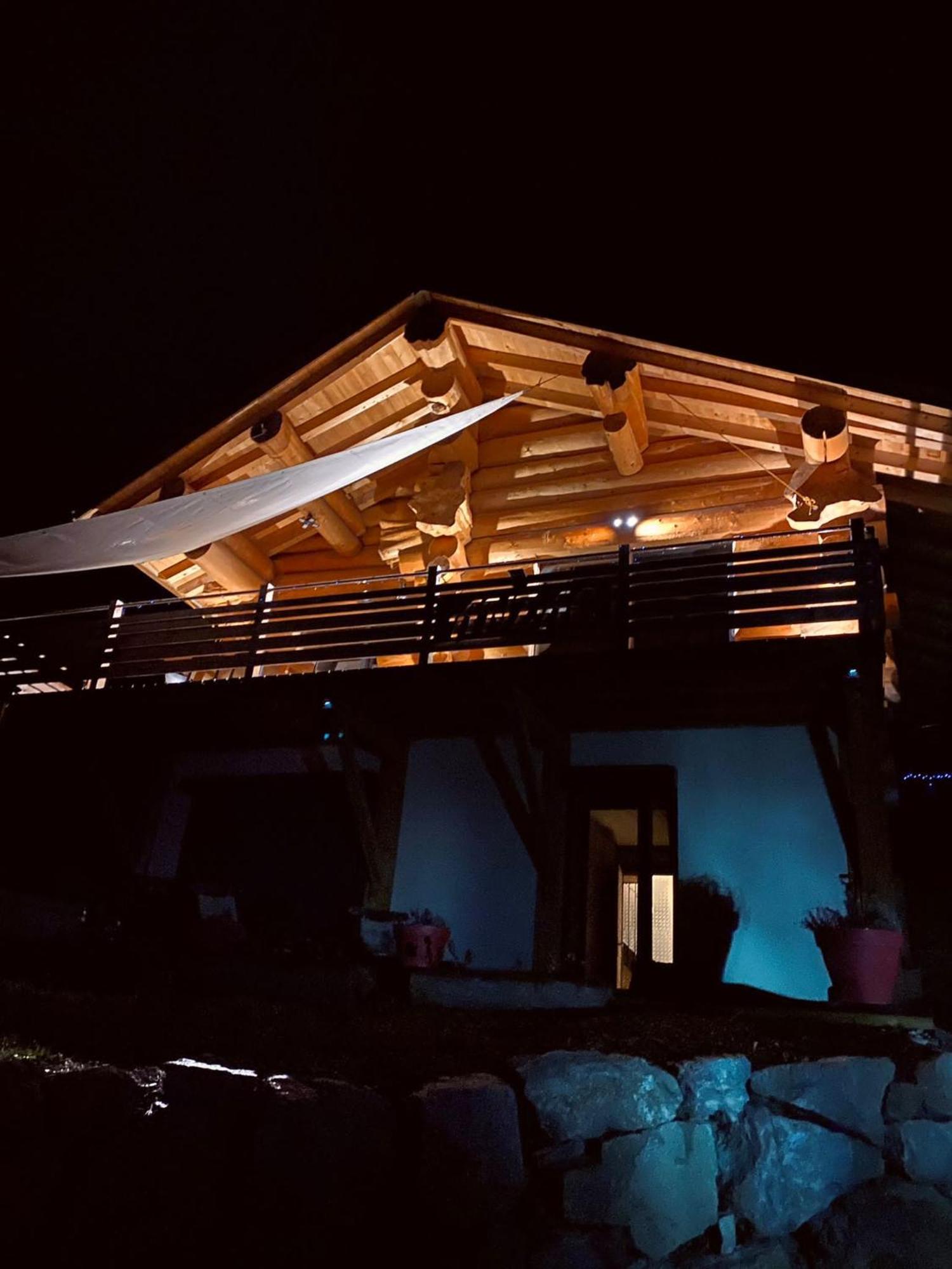 Chalet Anzac 5 Etoiles En Rondins Neuf Unique Dans Les Aravis